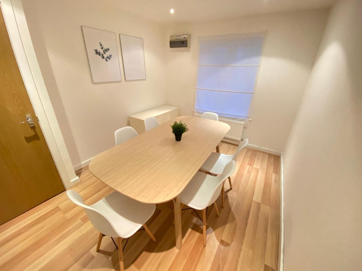 Large 5-Bed City Centre Townhouse With Secure Parking Mánchester Exterior foto